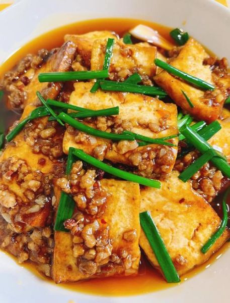 猪肉炖豆腐的家常做法_怎么做才入味