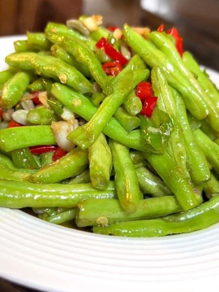 素炒豆角怎么做_豆角焯水几分钟才脆绿
