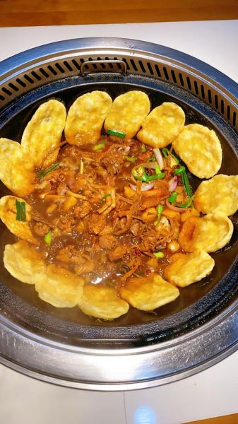 地锅鸡怎么做才正宗_地锅鸡的做法步骤详解