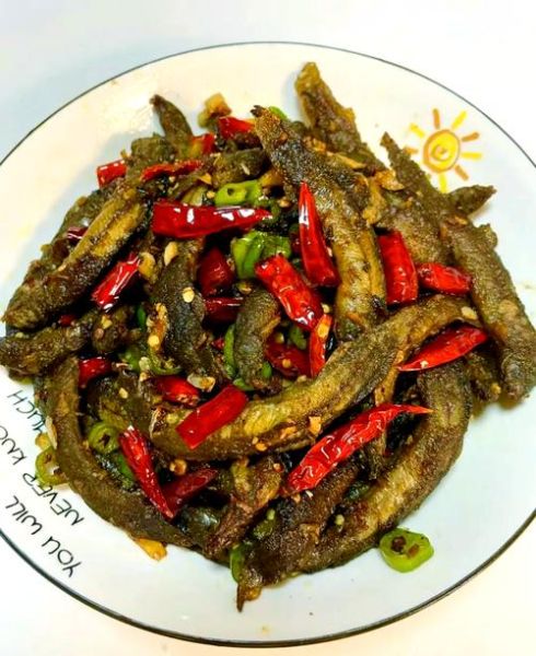 干煸泥鳅怎么做_干煸泥鳅用不用焯水