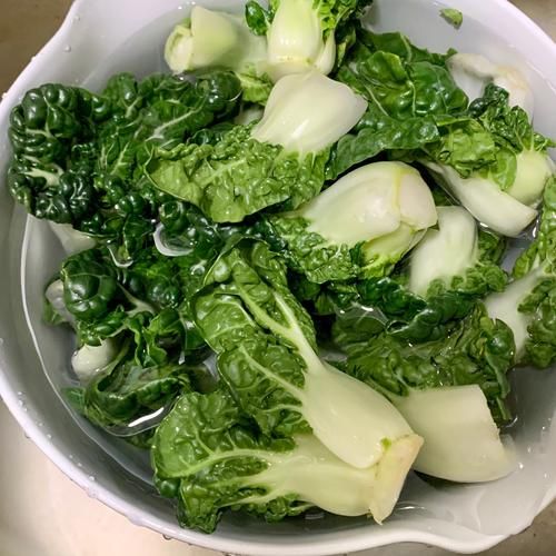 炒白菜的家常做法_怎么炒白菜不出水