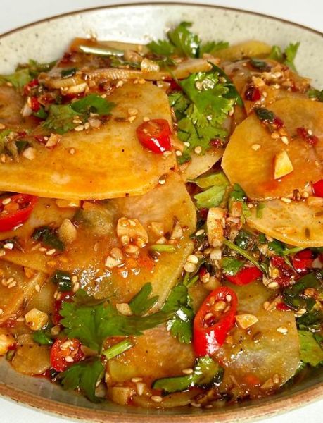 干煸孜然土豆片怎么做_土豆片不软塌技巧