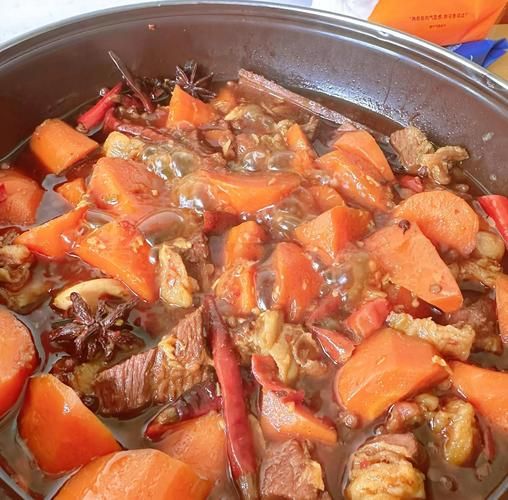 牛肉炖萝卜怎么做好吃_牛肉炖萝卜家常做法