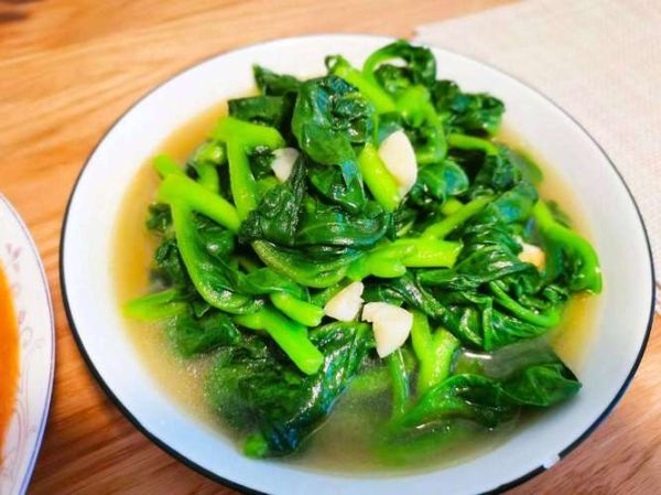 清炒木耳菜怎么做_清炒木耳菜需要焯水吗