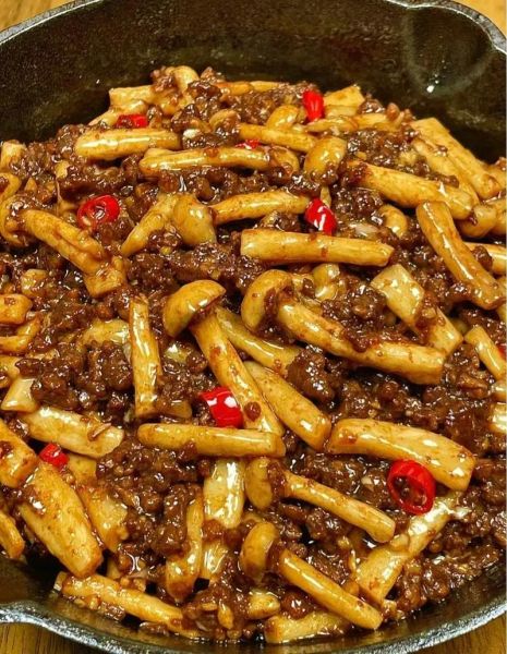 白玉菇怎么炒好吃_白玉菇焯水几分钟