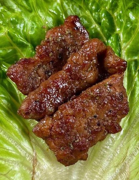 牛排怎么煎才嫩_家庭牛排腌制方法