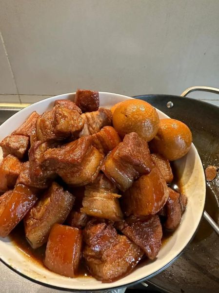 红烧肉怎么做好吃_红烧肉最正宗的做法