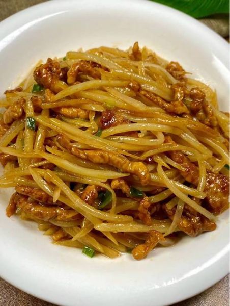 土豆炒肉怎么炒好吃_家常土豆炒肉做法步骤