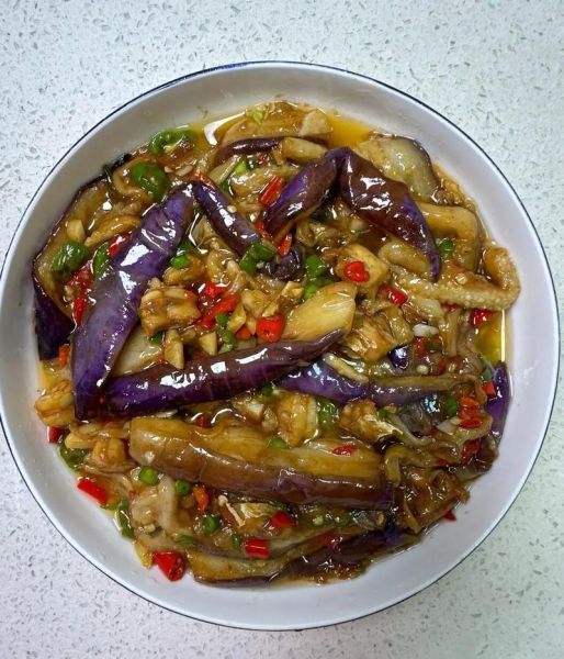 茄子怎么炒好吃_家常茄子简单做法