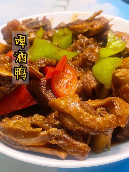 啤酒鸭最正宗的做法_为什么用啤酒代替水