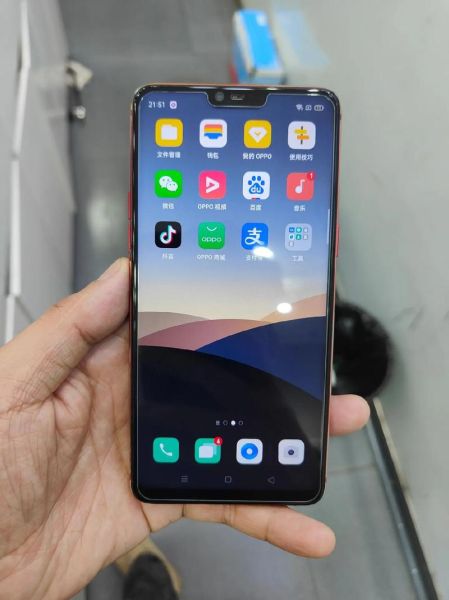 oppor15值得买吗_二手价格一般多少钱