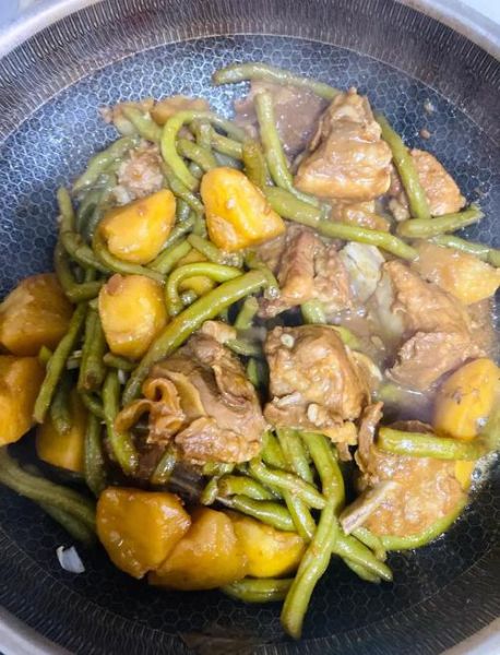土豆炖芸豆怎么做好吃_家常做法步骤