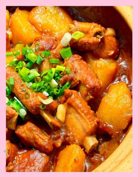 排骨炖土豆怎么做_排骨炖土豆需要焯水吗