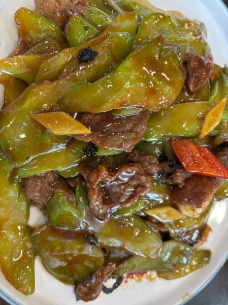 苦瓜炒牛肉怎么做_苦瓜炒牛肉要不要焯水