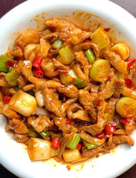 大葱炒肉怎么做_大葱炒肉的家常做法