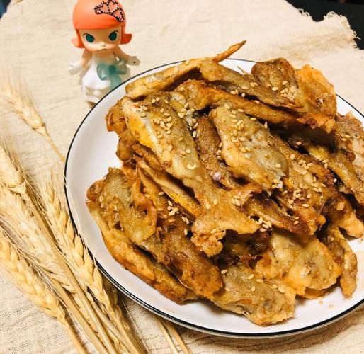 油煎小黄鱼怎么做才酥脆_油煎小黄鱼要不要先腌制