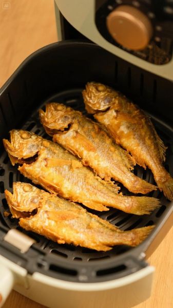 油煎小黄鱼怎么做才酥脆_油煎小黄鱼要不要先腌制