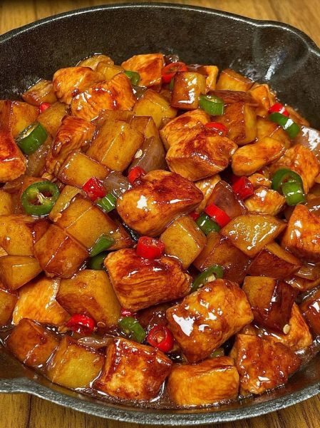 土豆炒鸡肉怎么做_土豆炒鸡肉的家常做法