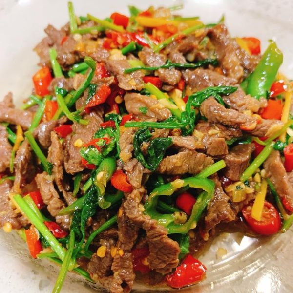小炒黄牛肉怎么做才嫩_正宗小炒黄牛肉用什么部位