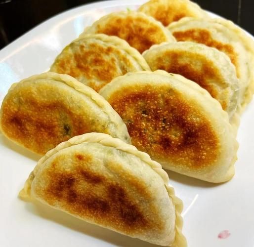 韭菜盒子怎么和面_韭菜盒子家常做法
