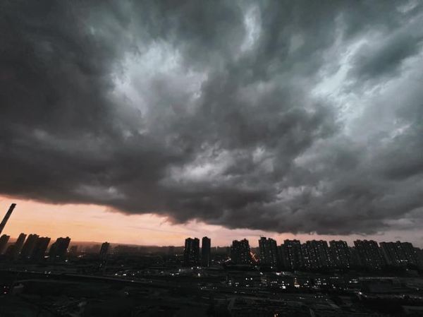 乌云什么_乌云代表什么预兆