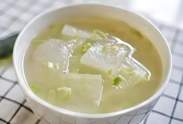 冬瓜素汤怎么做_冬瓜素汤需要焯水吗