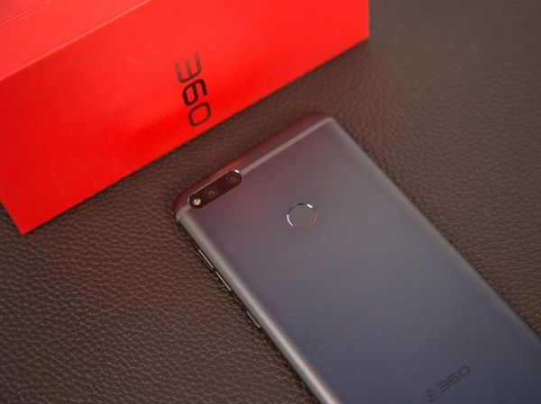 360手机多少钱_360手机最新价格表