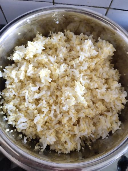 捞米饭怎么做_捞米饭用生米还是熟米