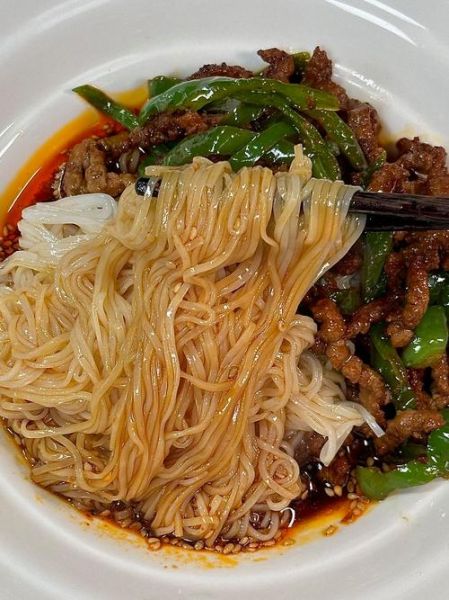 青椒肉丝面怎么做_青椒肉丝面家常做法