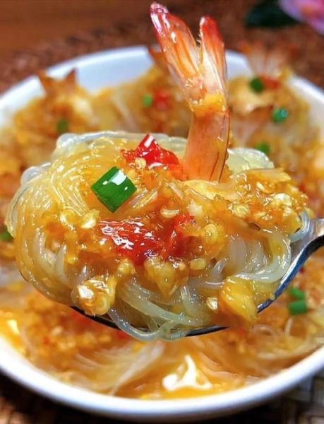 开边蒜蓉虾怎么做_蒜蓉虾蒸多久才嫩