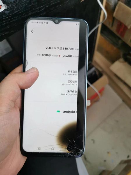 手机摔了一下有影响吗_手机摔后黑屏怎么办