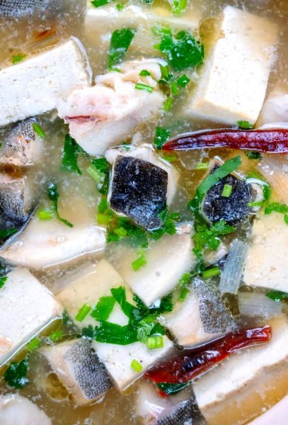 鳕鱼炖豆腐怎么做_鳕鱼炖豆腐的家常做法