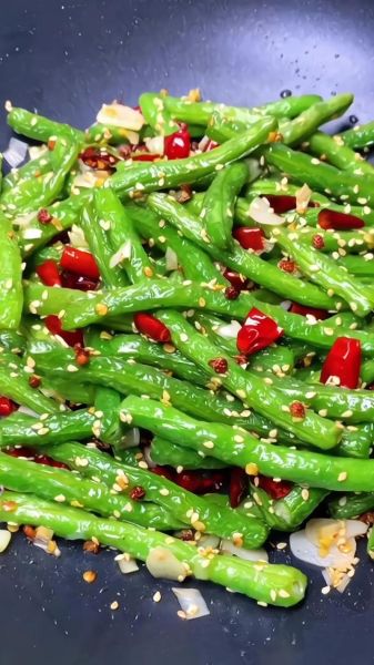 家常豆角怎么炒好吃_干煸豆角做法步骤