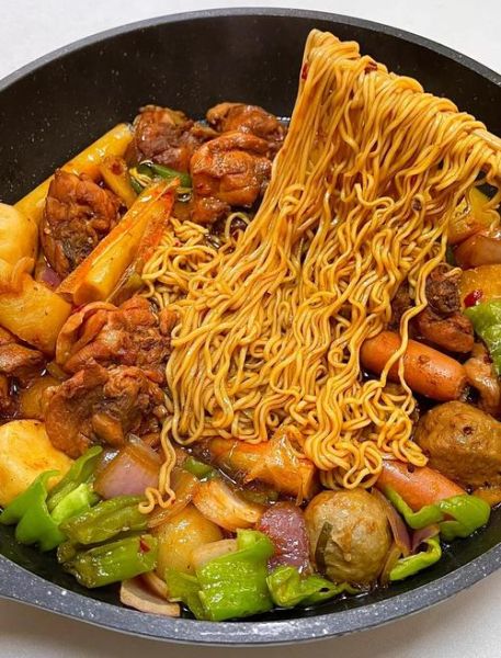 鸡公煲怎么做才好吃_鸡公煲家常做法步骤