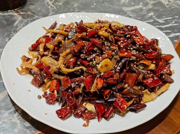 炒羊杂的家常做法_羊杂怎么炒才没有膻味