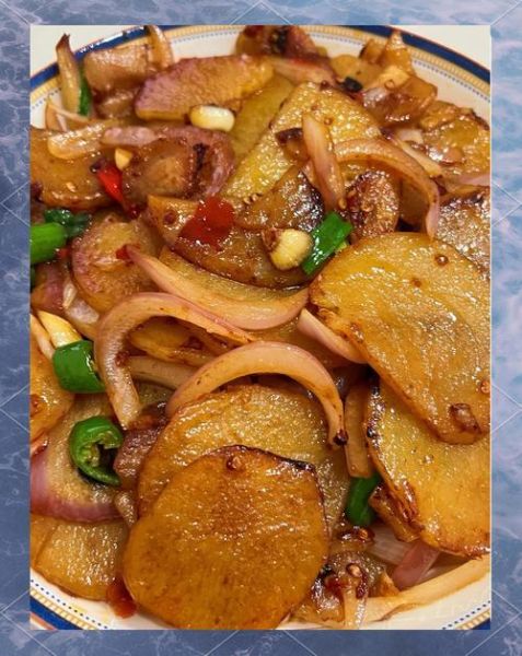 辣椒炒土豆片怎么做_土豆片怎么炒才脆
