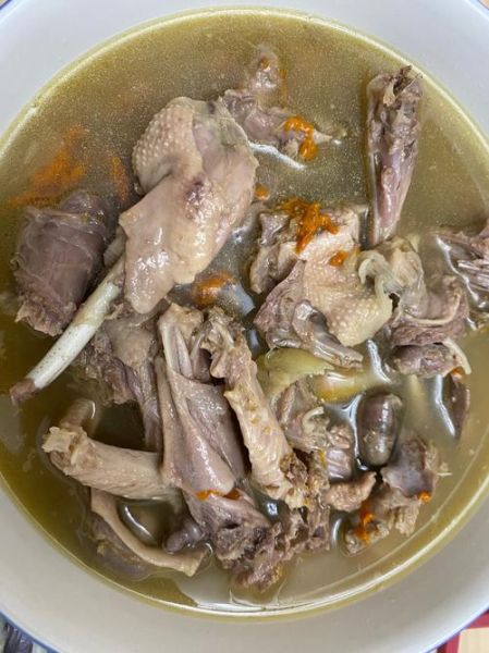 老鸭汤怎么炖好喝_老鸭汤家常做法
