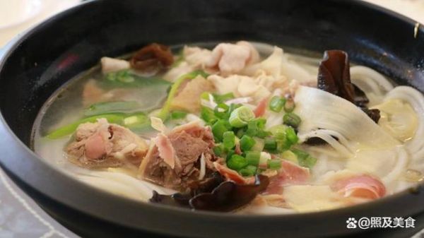 三鲜米线怎么做_三鲜米线配方比例