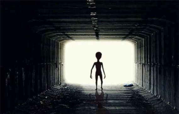 梦到没见过的人是怎么回事_陌生人梦境含义