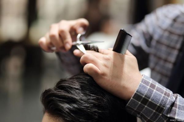 梦到头发被剪短了_周公解梦