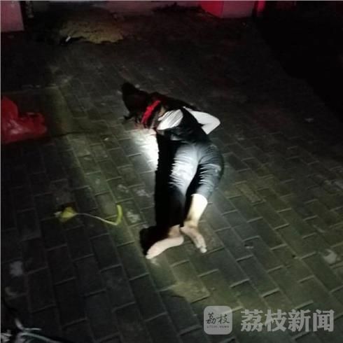梦到亲人从高处摔下来_什么预兆