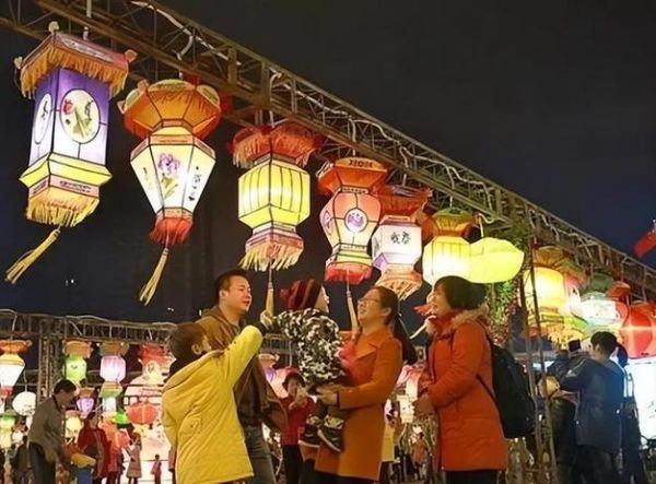 灯花报喜的财运怎样_灯花报喜预示什么财运