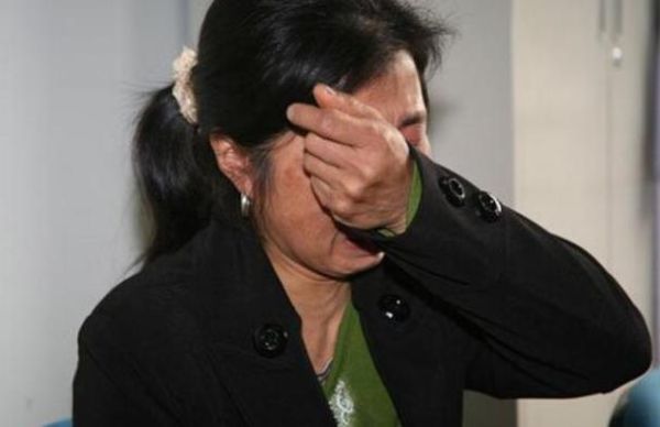 梦到别人挖坟是什么意思_梦到别人挖坟的预兆