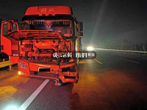 梦到看到车祸现场_代表什么预兆