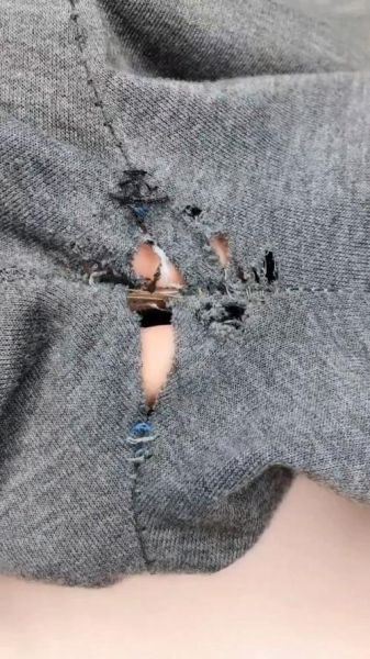 梦到烂裤子是什么意思_梦见裤子破了预示什么