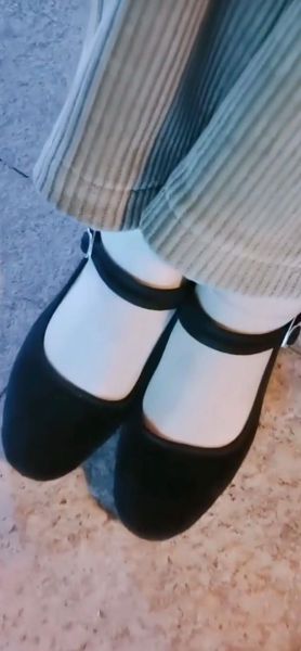梦到穿布鞋是什么意思_梦见穿布鞋预示什么