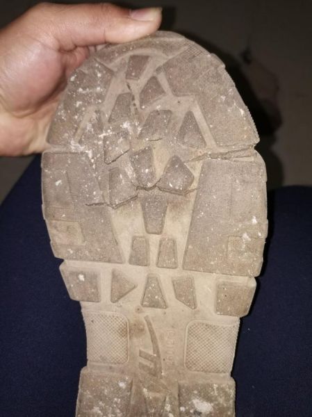 梦到鞋底断了是什么意思_鞋底断了预示什么