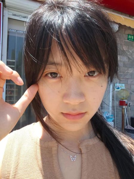 梦到穿新裙子是什么意思_梦见自己穿新裙子预示什么