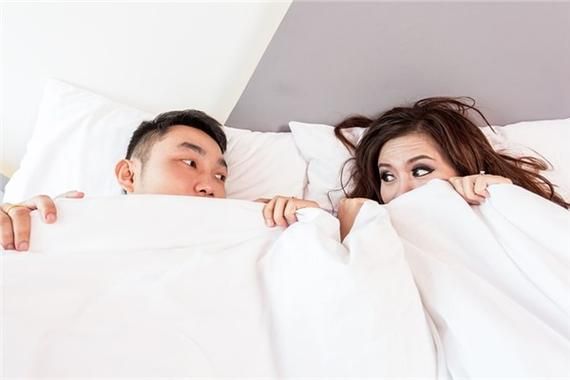 梦到捉奸在床_意味着什么