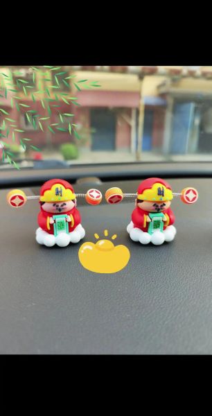 车上放什么摆件财运好_车上招财摆件有哪些